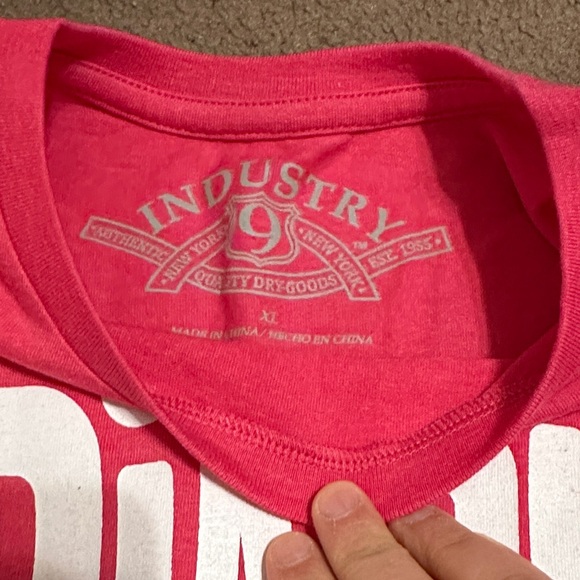 Pink Graphic woman’s T-Shirt - Picture 3 of 4